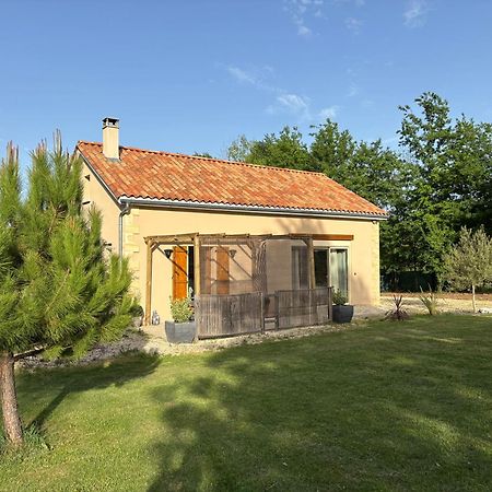 Gite Des Petites Fayes Sud La Douze Экстерьер фото