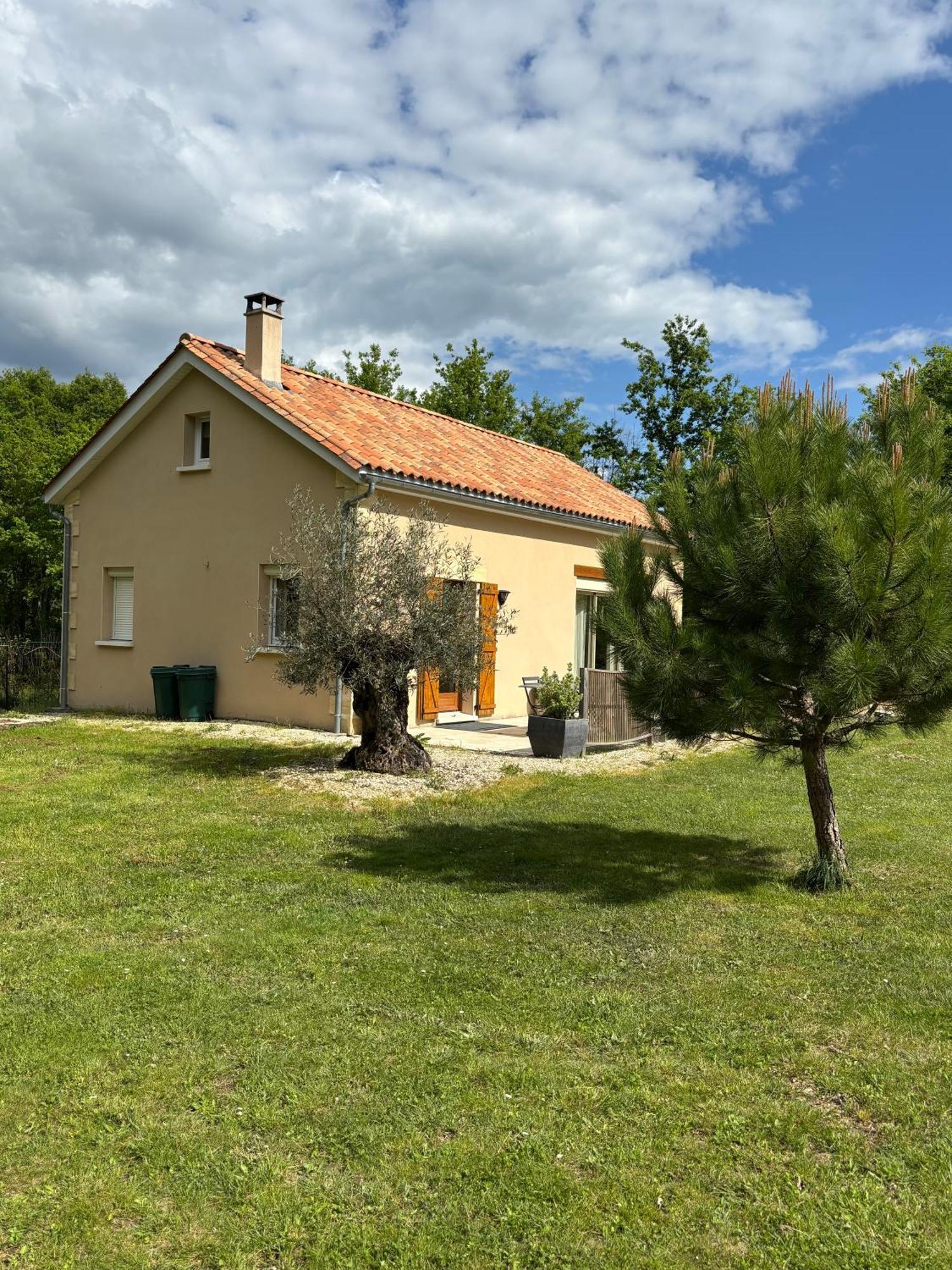 Gite Des Petites Fayes Sud La Douze Экстерьер фото